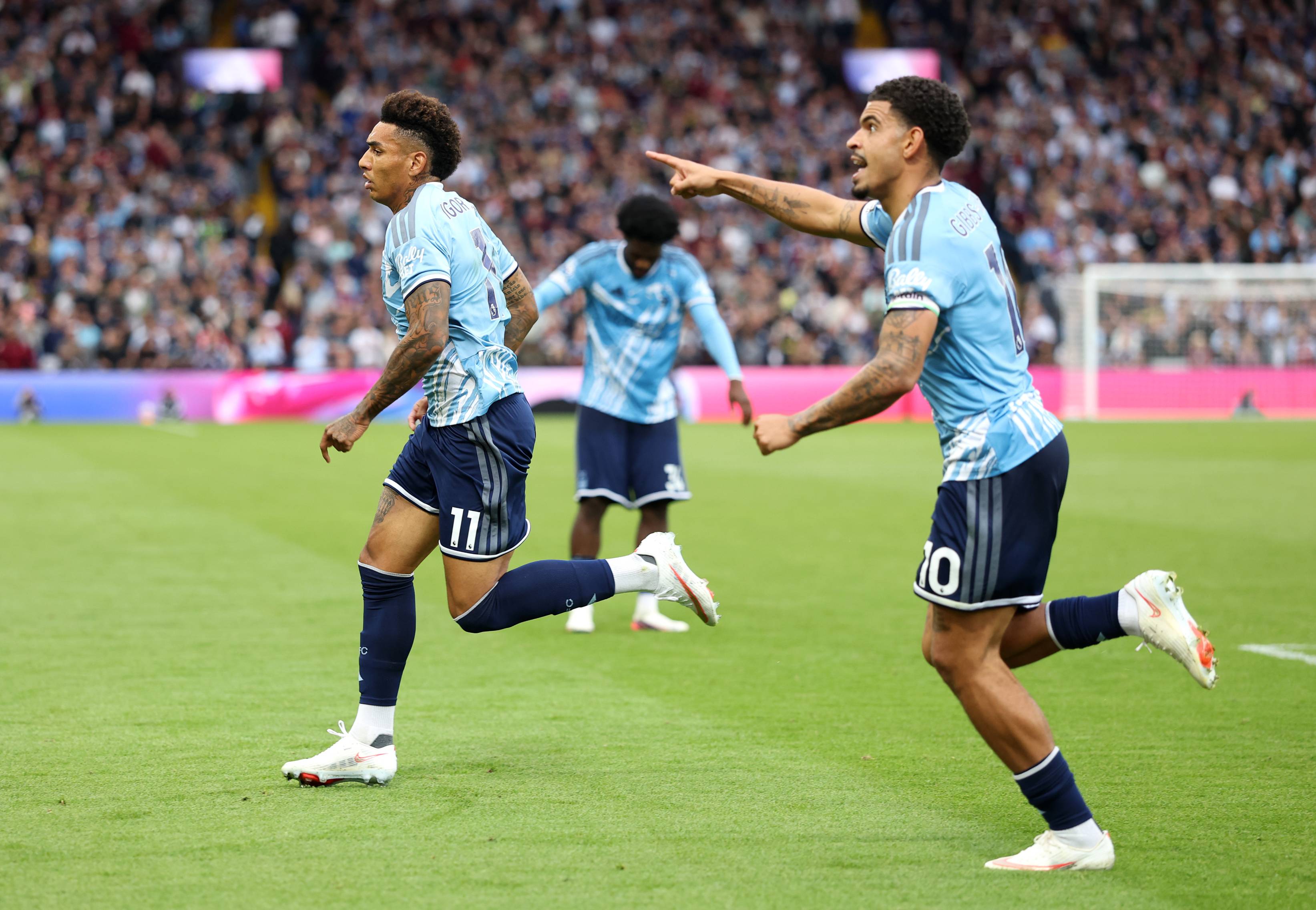 Nottingham Forest celebrate