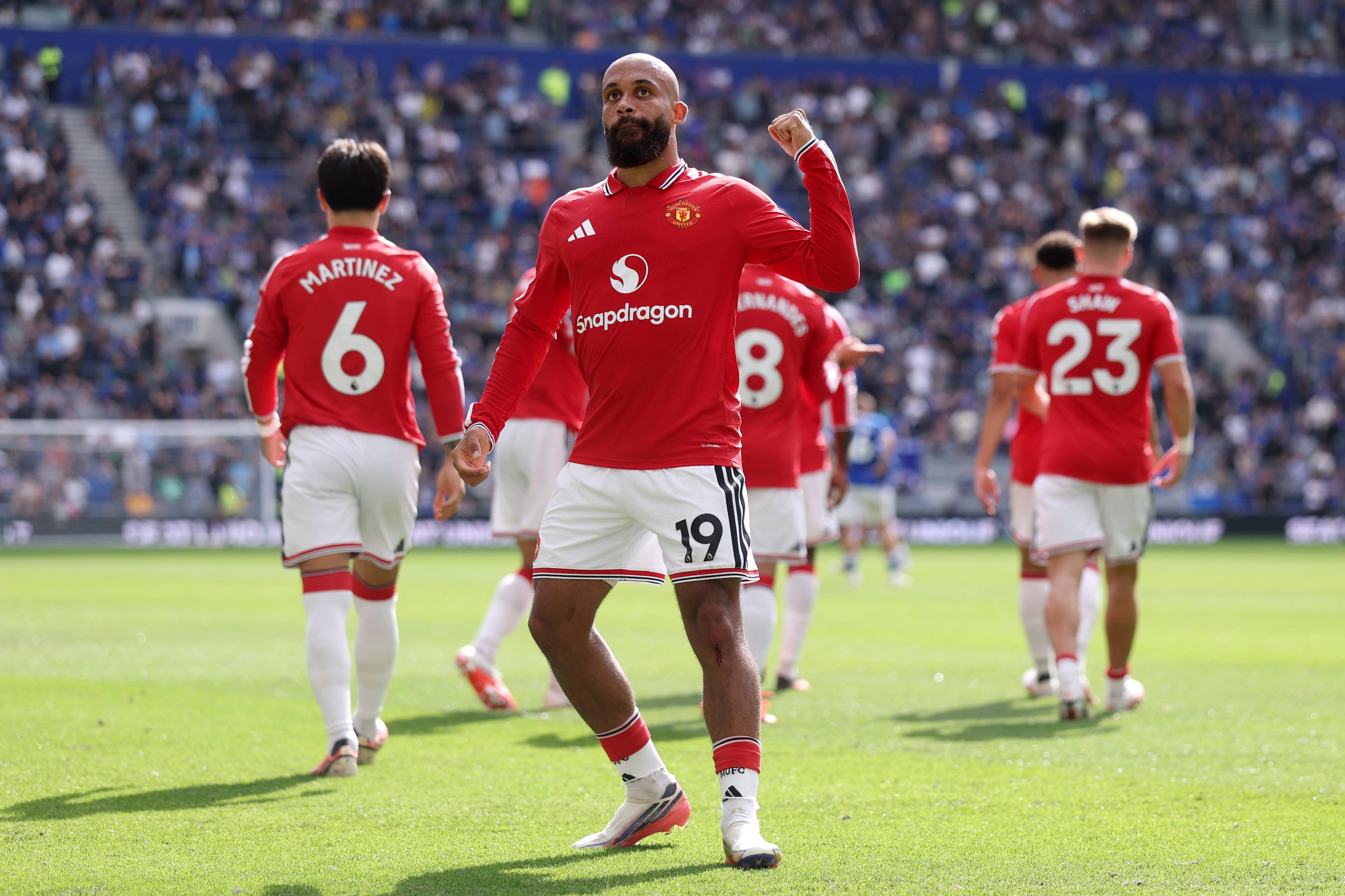 Bryan Mbeumo celebrates his goal