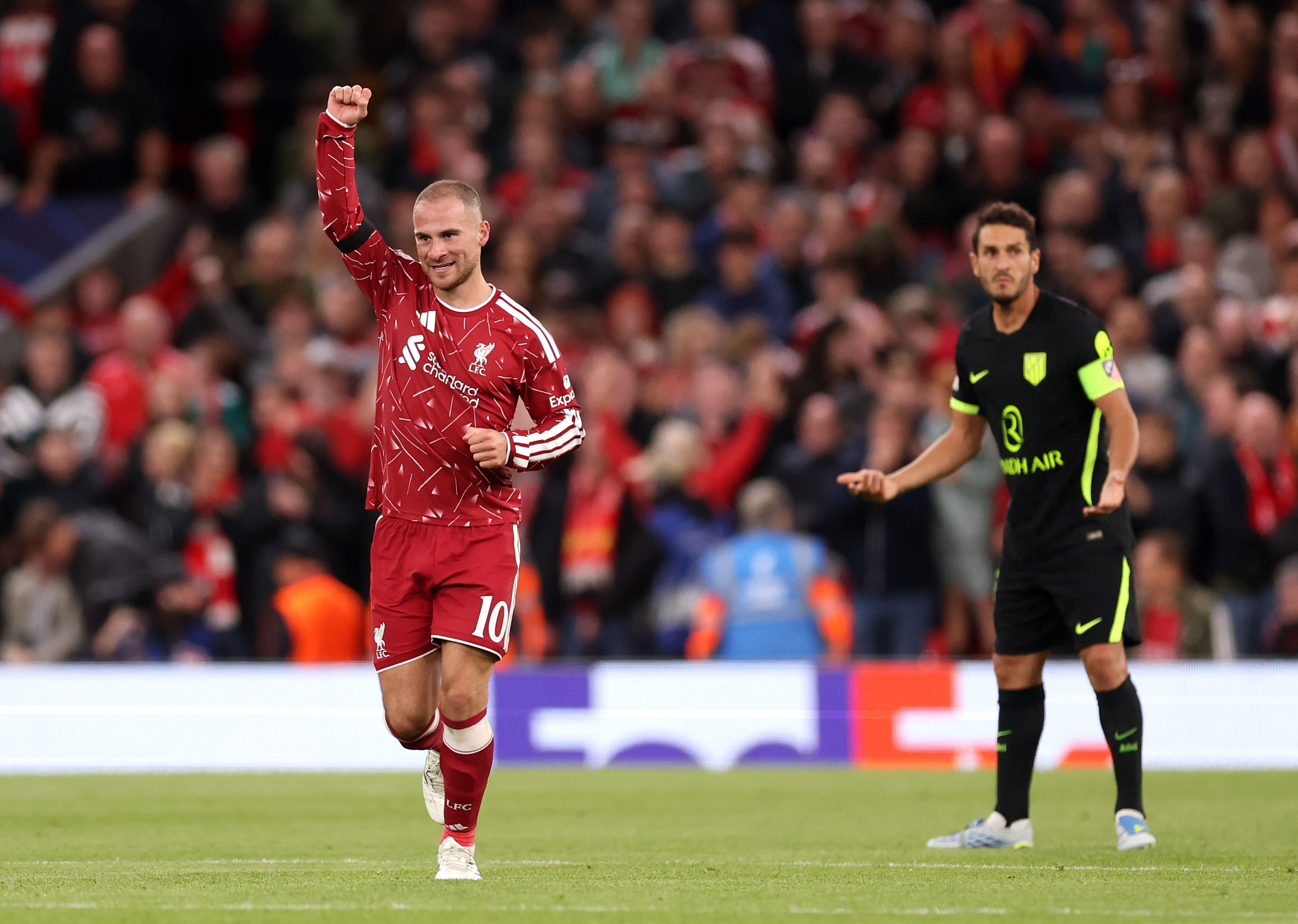 Alexis Mac Allister celebrates