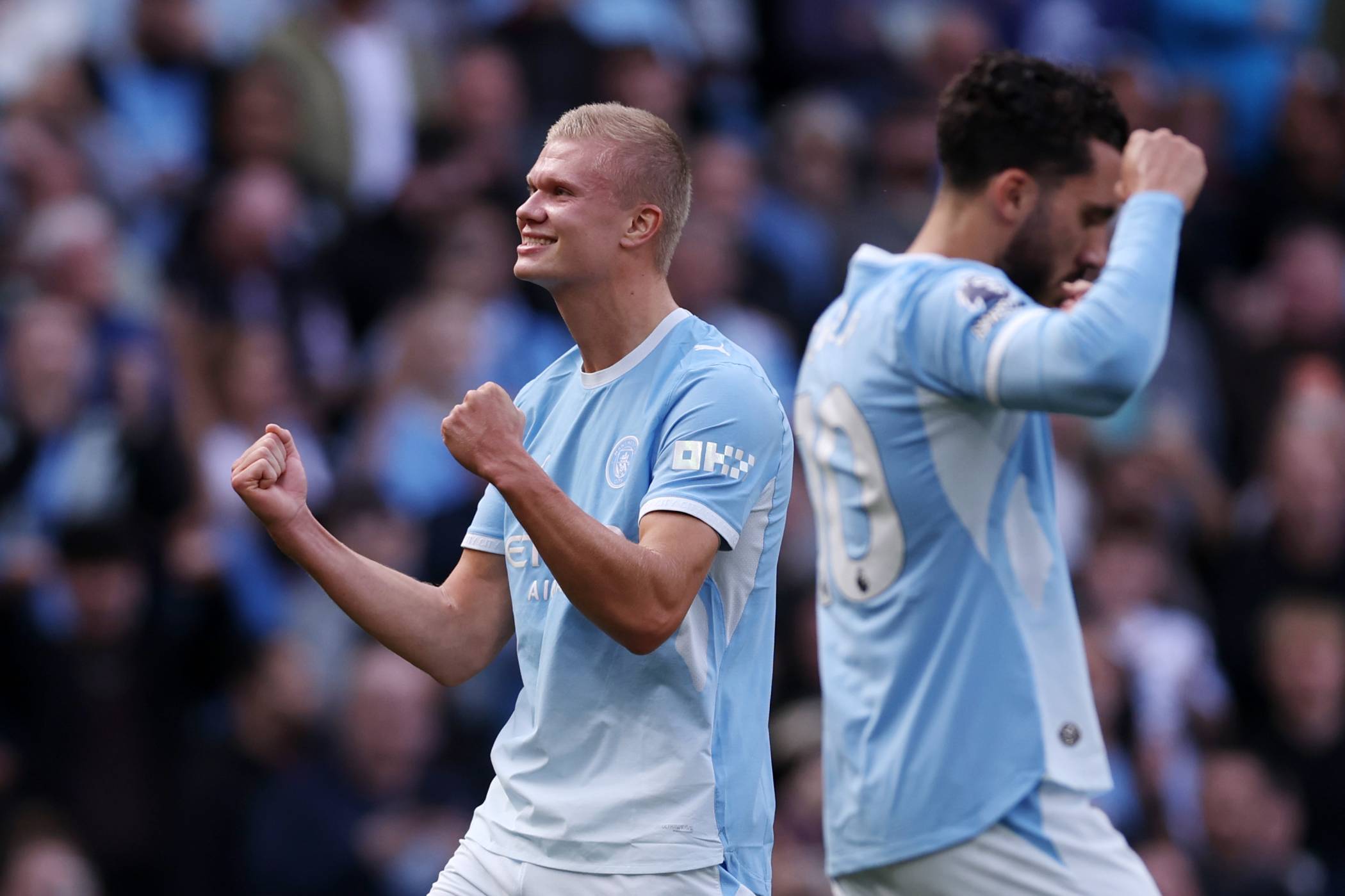 Erling Haaland celebrates his goal against Coventry