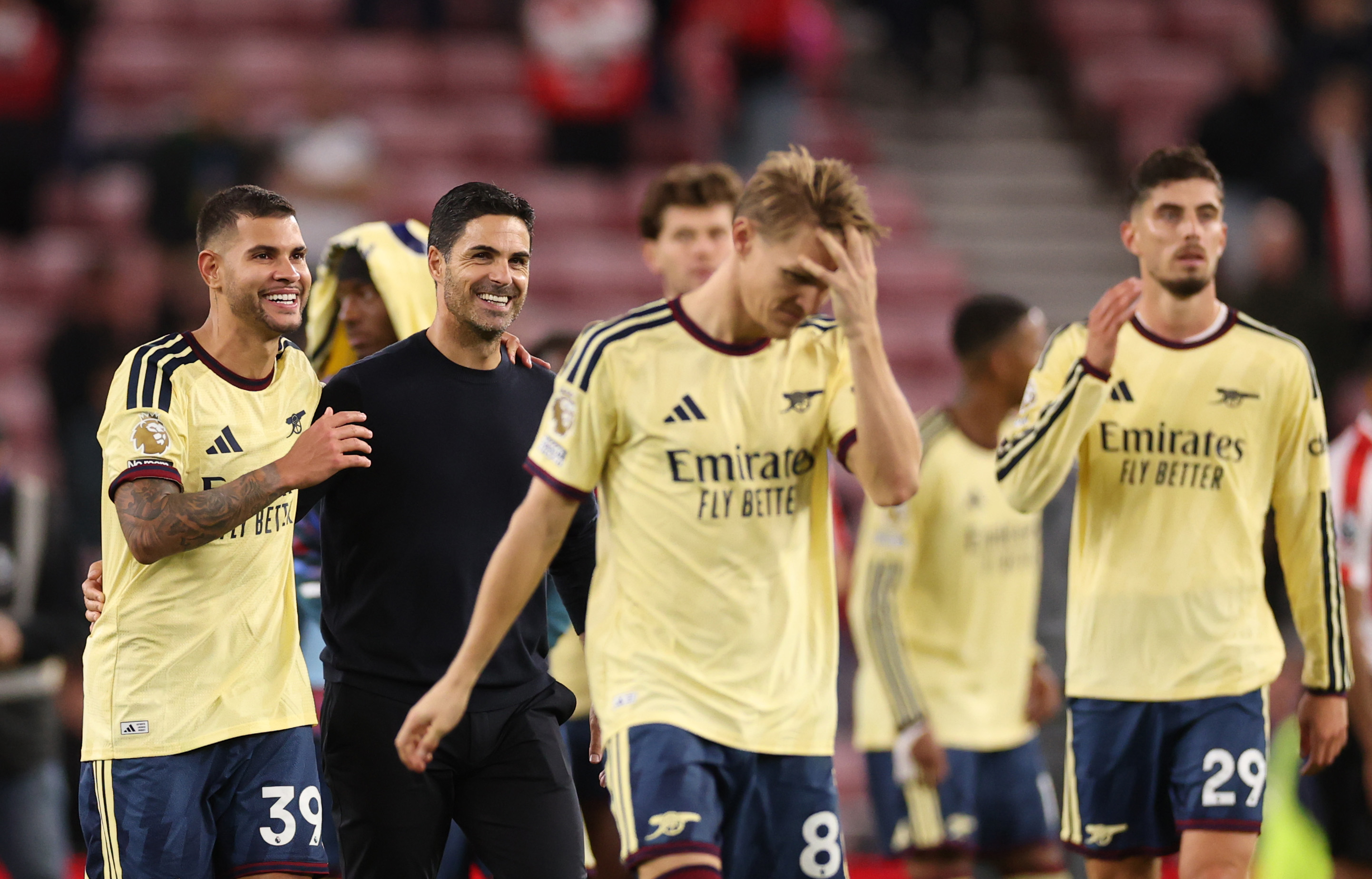Mikel Arteta with his Arsenal players