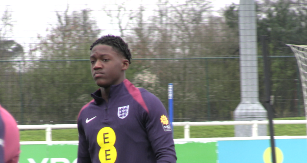 Kobbie Mainoo in England training